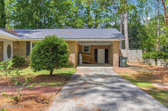 235 Oak Street, Wallace, NC 28466