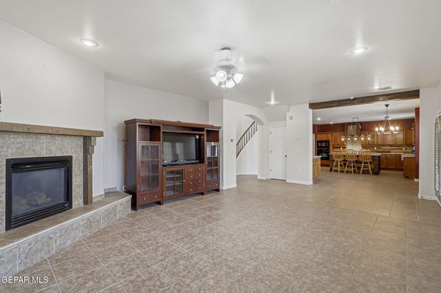 7370 NAVIDAD Way, Canutillo, TX 79835