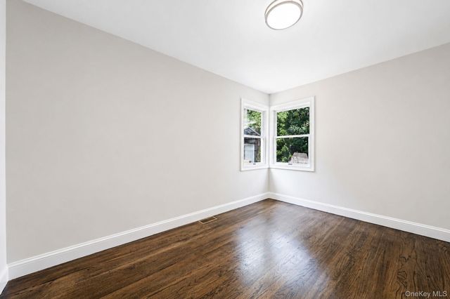 245 Melville Road, Huntington Station, NY 11746