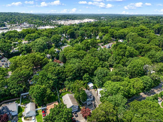 245 Melville Road, Huntington Station, NY 11746