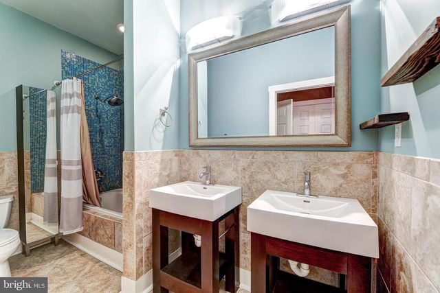 1724 FLEET ST, Baltimore, MD 21231
