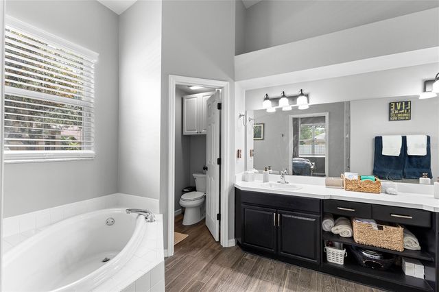 4038 LITHIA RIDGE BOULEVARD, Valrico, FL 33596