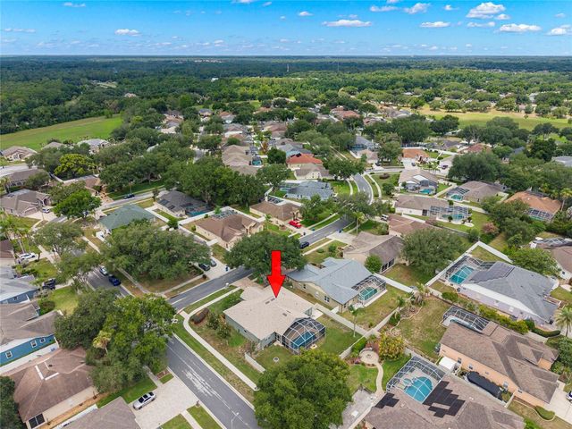 4038 LITHIA RIDGE BOULEVARD, Valrico, FL 33596