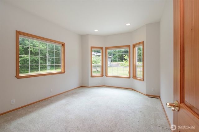201 Karvellis Lane, Port Angeles, WA 98363