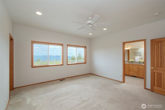 201 Karvellis Lane, Port Angeles, WA 98363