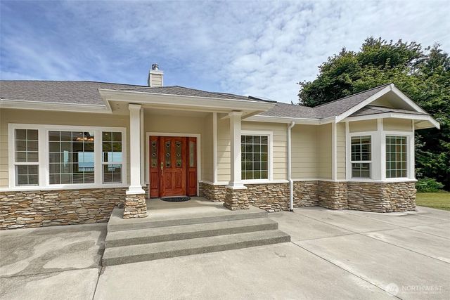 201 Karvellis Lane, Port Angeles, WA 98363