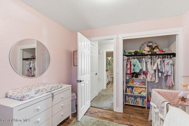 696 W Peach Tree Dr, Hayden, ID 83835