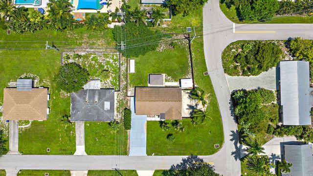 1 WINDSOR Road W, Jupiter, FL 33469
