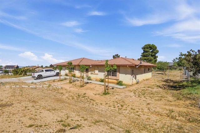 9323 Serra, Phelan, CA 92371