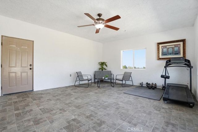 9323 Serra, Phelan, CA 92371