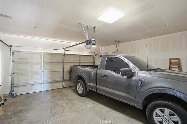 9323 Serra, Phelan, CA 92371