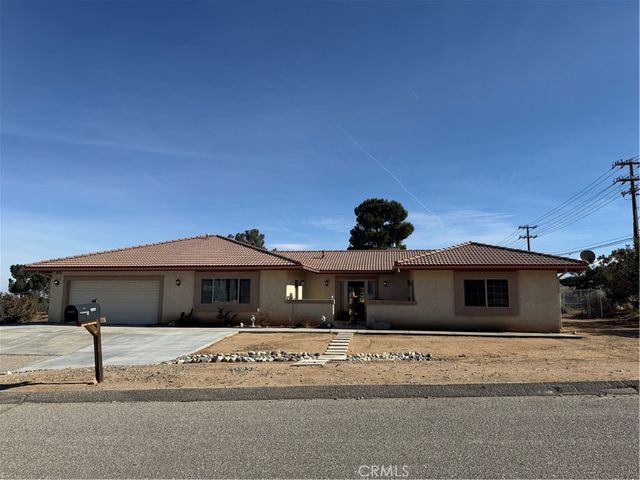 9323 Serra, Phelan, CA 92371