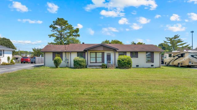 411 Colgate Ave, Lebanon, TN 37087