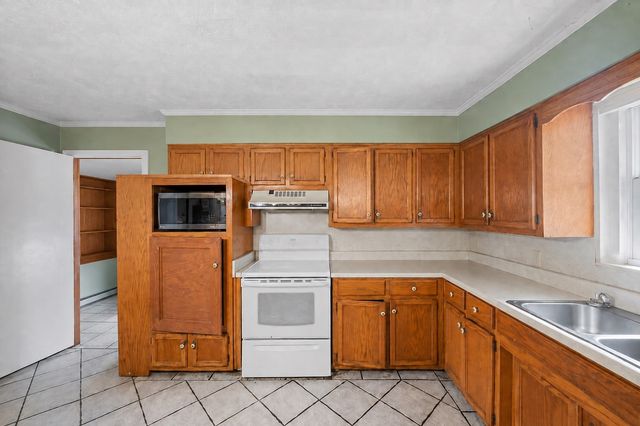411 Colgate Ave, Lebanon, TN 37087