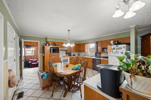 411 Colgate Ave, Lebanon, TN 37087