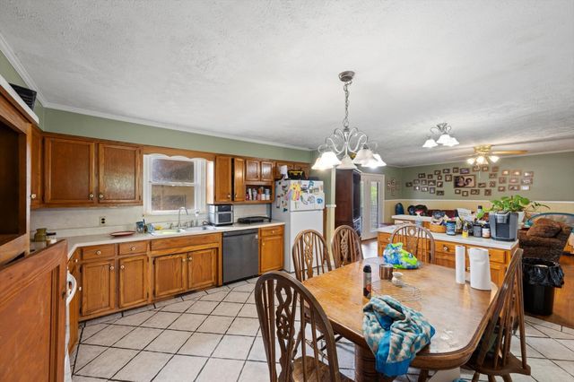 411 Colgate Ave, Lebanon, TN 37087