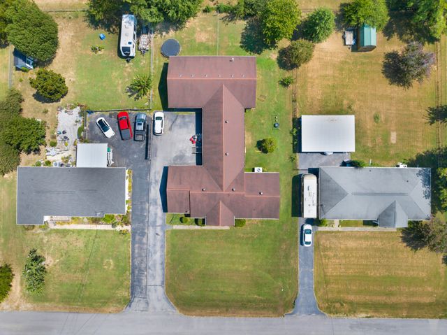 411 Colgate Ave, Lebanon, TN 37087