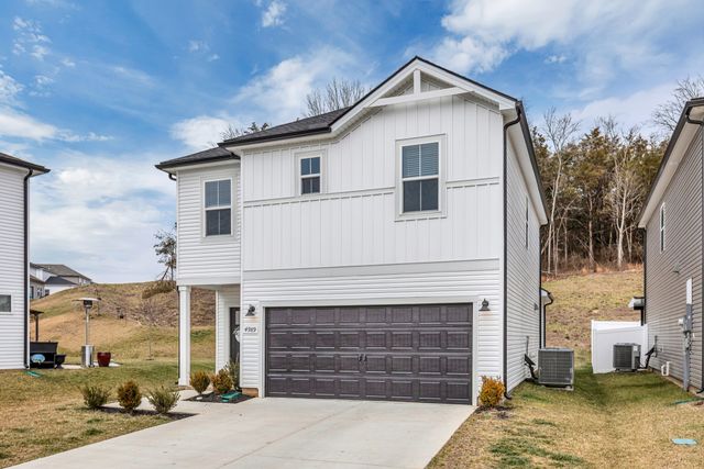 4989 Trail Ridge Ct, Nashville, TN 37207