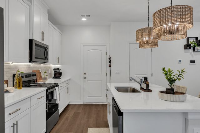 4989 Trail Ridge Ct, Nashville, TN 37207