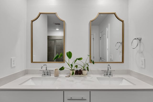 4989 Trail Ridge Ct, Nashville, TN 37207