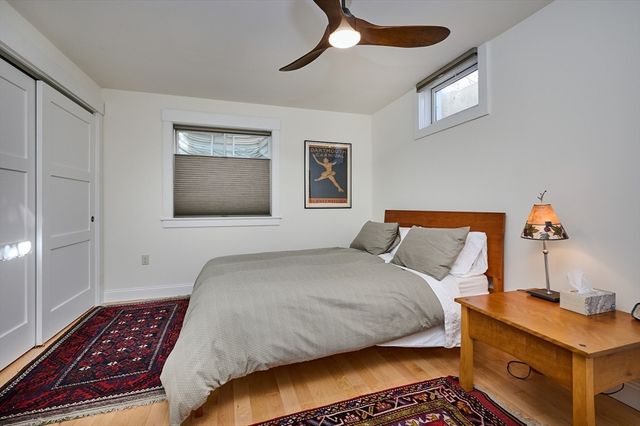 23 Ford Crossing, Northampton, MA 01060