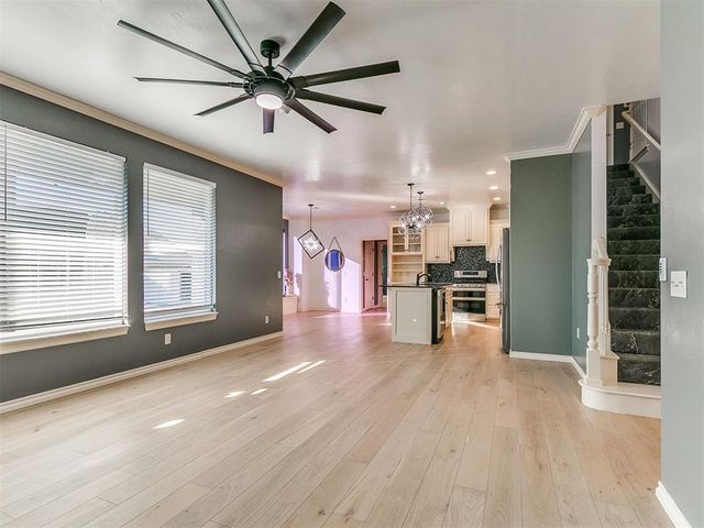 9016 NW 84th Terrace, Yukon, OK 73099