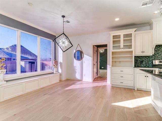 9016 NW 84th Terrace, Yukon, OK 73099