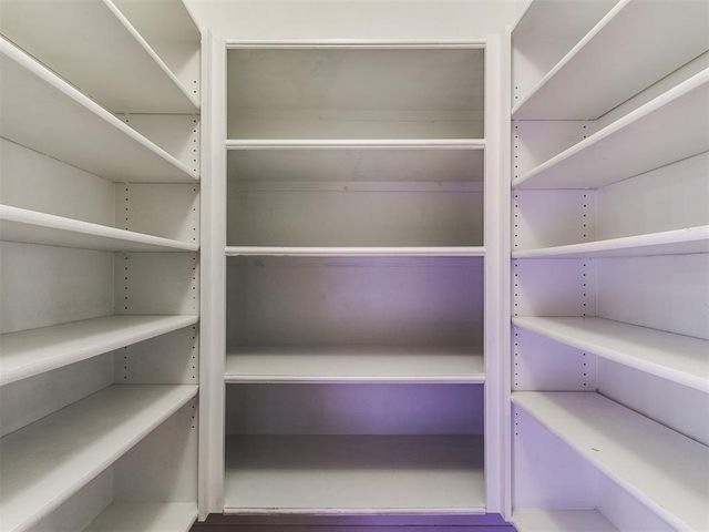 9016 NW 84th Terrace, Yukon, OK 73099