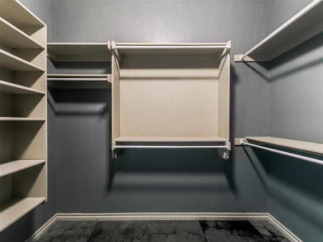 9016 NW 84th Terrace, Yukon, OK 73099