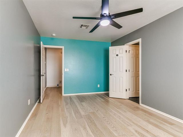 9016 NW 84th Terrace, Yukon, OK 73099