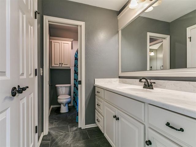 9016 NW 84th Terrace, Yukon, OK 73099