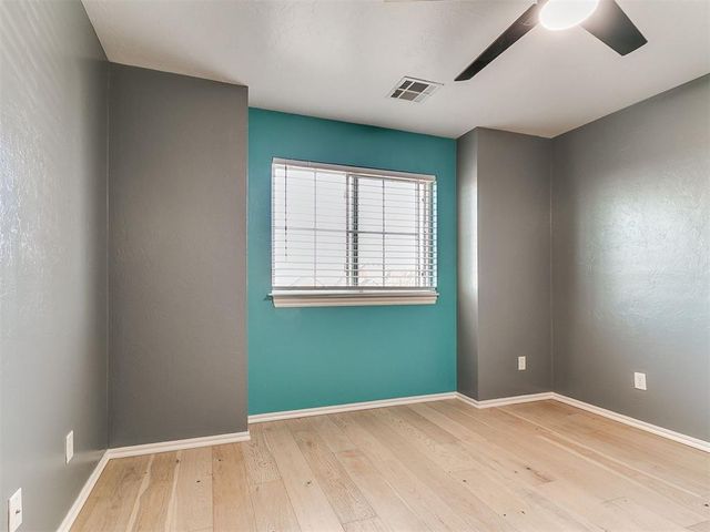 9016 NW 84th Terrace, Yukon, OK 73099