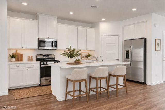 6810 Gaslamp Harbor Avenue, Las Vegas, NV 89156