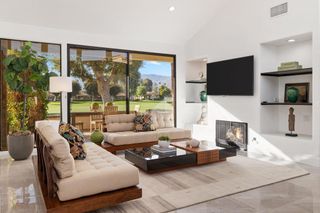 213 Las Lomas, Palm Desert, CA 92260