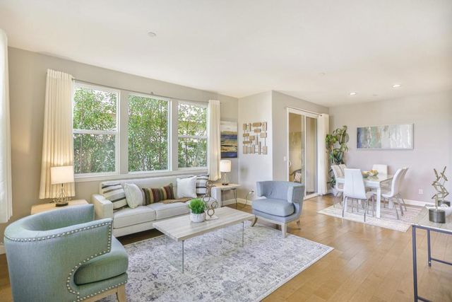 958 E Duane Avenue 200, Sunnyvale, CA 94085