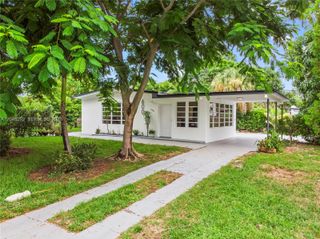 600 NE 44th Street, Deerfield Beach, FL 33064