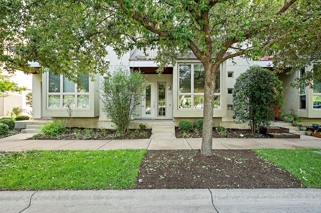 4048 Berkman DR, Austin, TX 78723