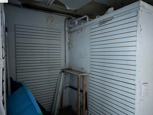 39 Main St, Isleton, CA 95641