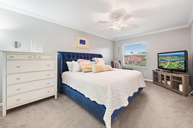 1088 Via Jardin, Riviera Beach, FL 33418