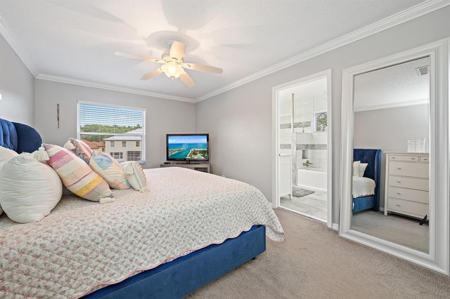 1088 Via Jardin, Riviera Beach, FL 33418