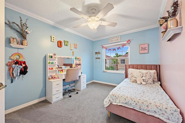 1088 Via Jardin, Riviera Beach, FL 33418