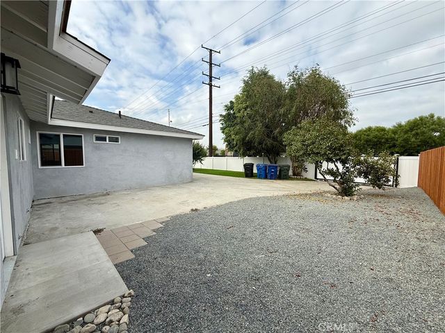 1191 E Laxford, Azusa, CA 91702
