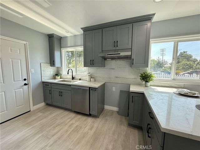 1191 E Laxford, Azusa, CA 91702