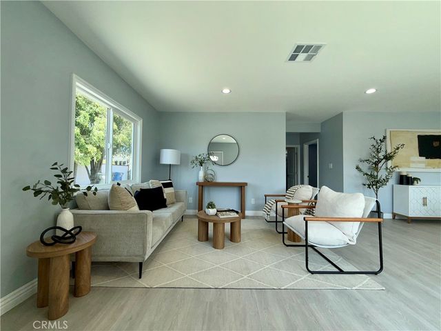 1191 E Laxford, Azusa, CA 91702