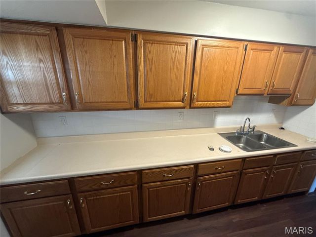 100 Glen Garry Road, Unincorporated, MO 63137