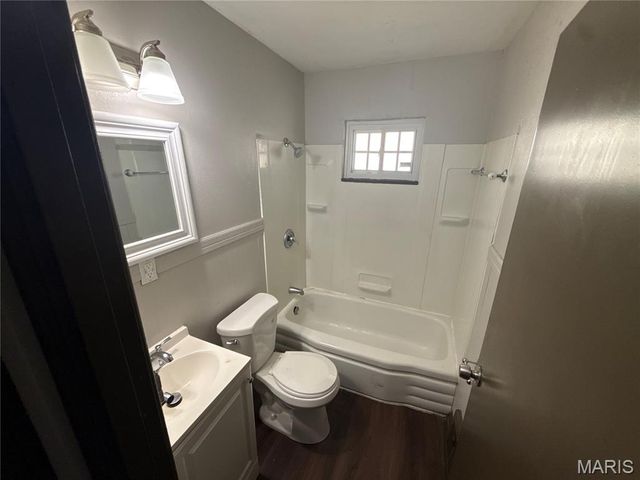 100 Glen Garry Road, Unincorporated, MO 63137
