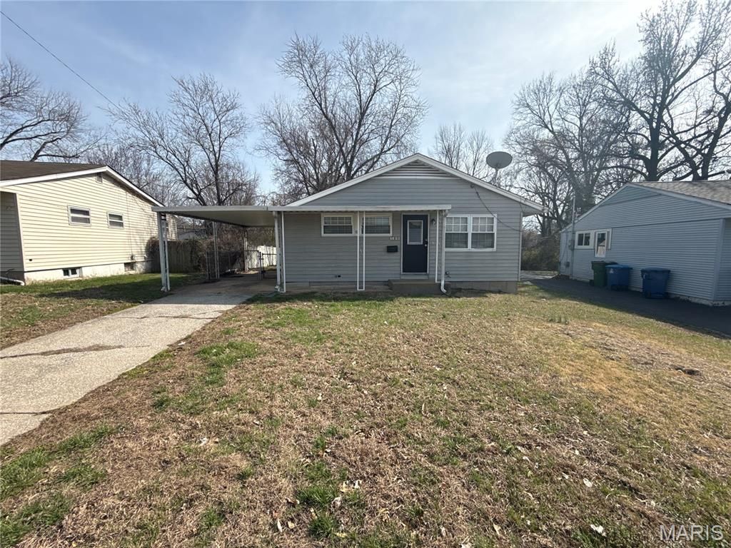 100 Glen Garry Road, Unincorporated, MO 63137