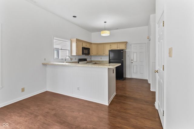 7818 Chesapeake Drive W, Indianapolis, IN 46236