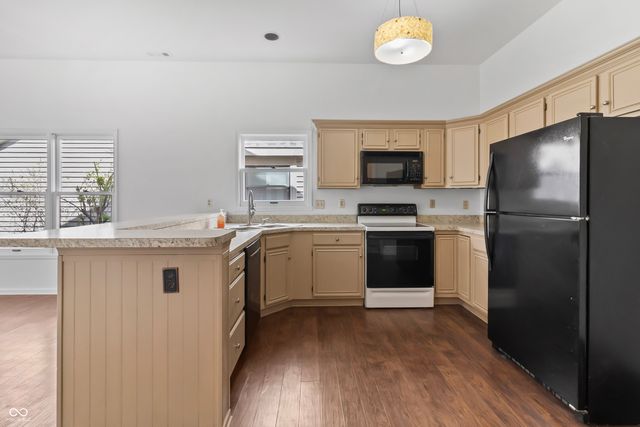 7818 Chesapeake Drive W, Indianapolis, IN 46236