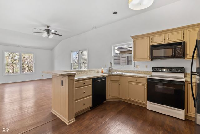 7818 Chesapeake Drive W, Indianapolis, IN 46236